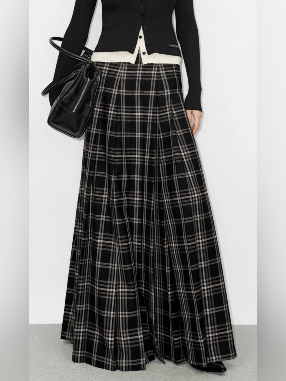 Mo&Co Flowy Plaid Maxi Skirt in Black and White with gold buckle